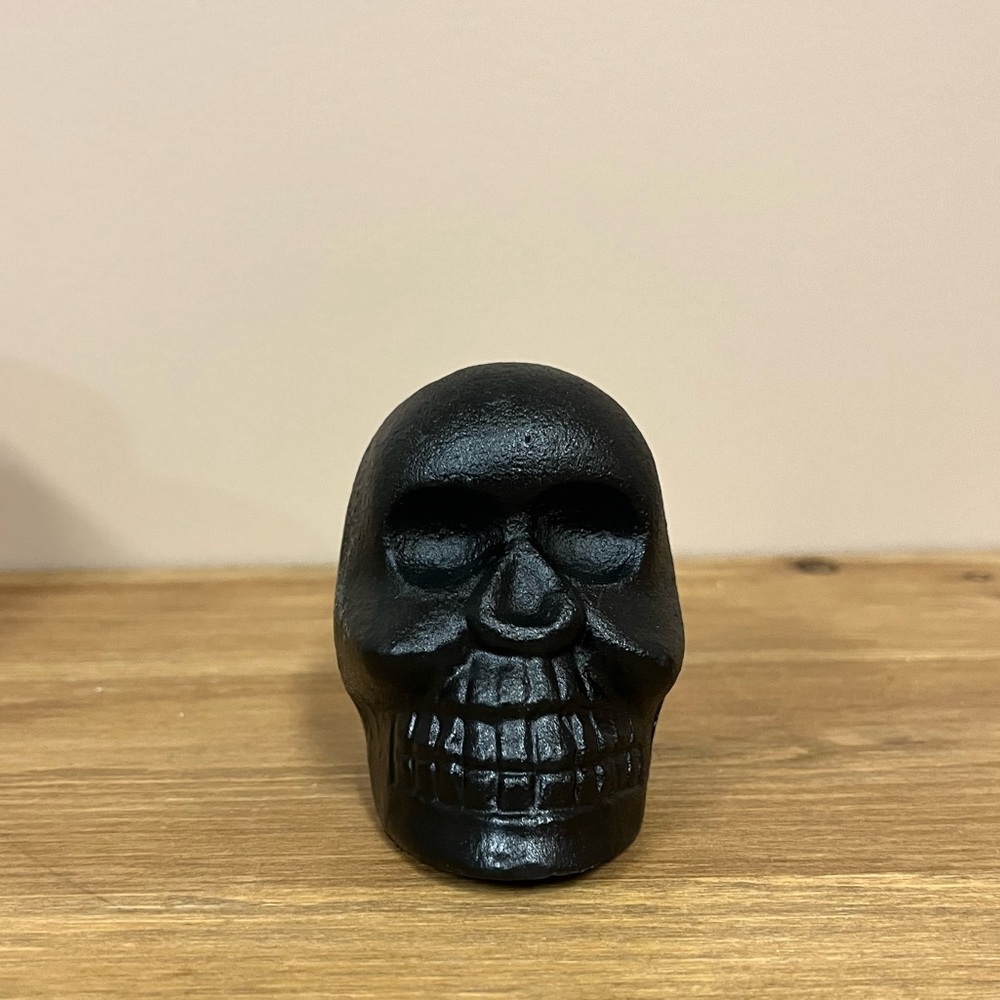 Cast Iron Skull Decor